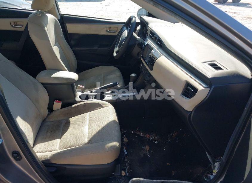 Photo 5 of 2016 Toyota Corolla LE PLUS (VIN 2T1BURHE1GC565729)