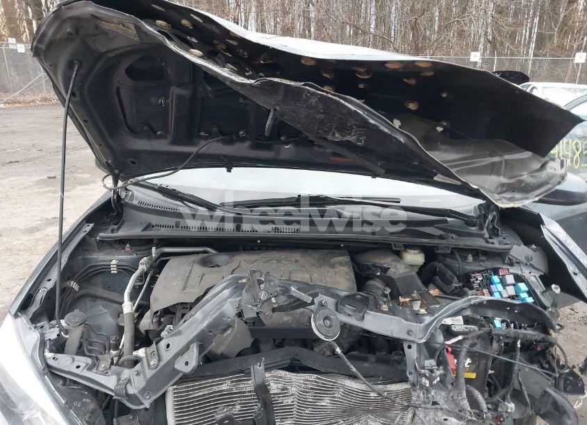 Photo 10 of 2016 Toyota Corolla LE (VIN 2T1BURHE1GC602181)