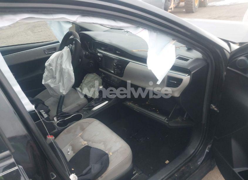 Photo 5 of 2016 Toyota Corolla LE (VIN 2T1BURHE1GC610314)