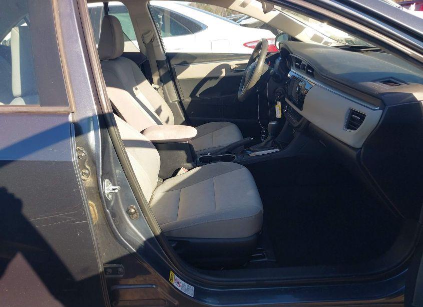 Photo 5 of 2016 Toyota Corolla LE (VIN 2T1BURHE1GC631079)