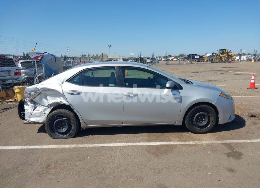 Photo 13 of 2016 Toyota Corolla LE (VIN 2T1BURHE1GC637335)