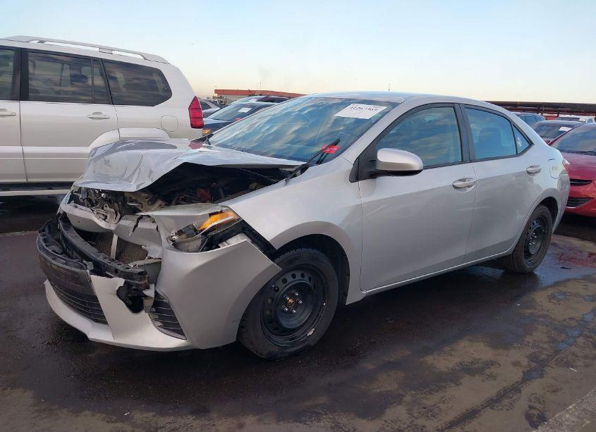Photo 2 of 2016 Toyota Corolla LE (VIN 2T1BURHE1GC653261)