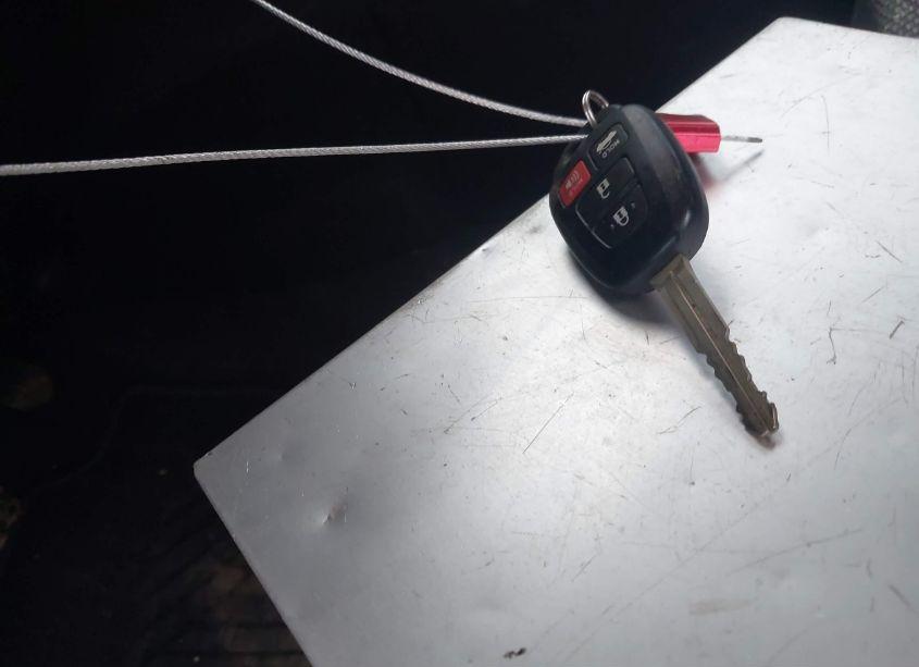 Photo 11 of 2016 Toyota Corolla S (VIN 2T1BURHE1GC655768)