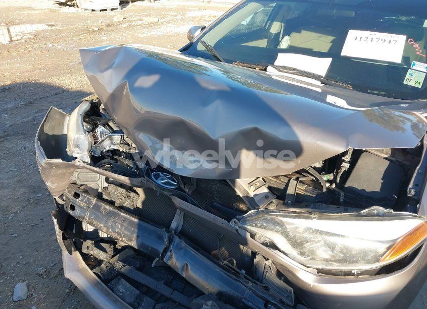 Photo 10 of 2016 Toyota Corolla LE PLUS (VIN 2T1BURHE1GC662798)