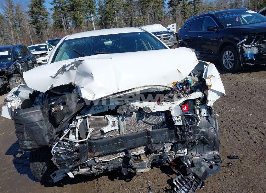 Photo 12 of 2016 Toyota Corolla LE (VIN 2T1BURHE1GC727276)