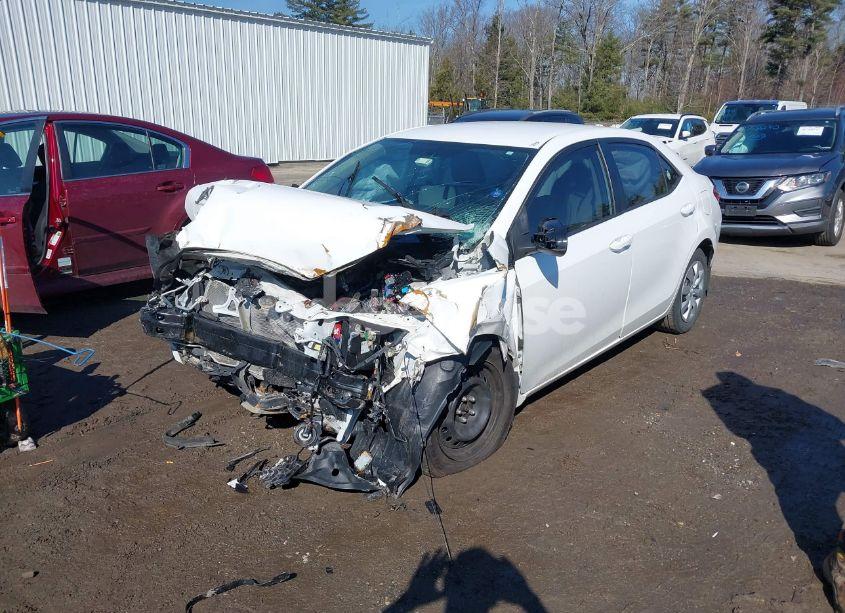 Photo 2 of 2016 Toyota Corolla LE (VIN 2T1BURHE1GC727276)