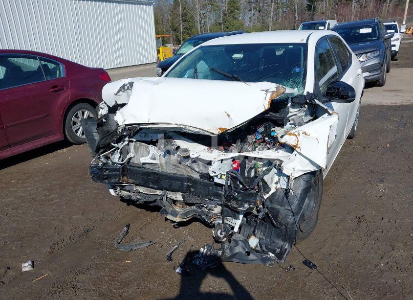 Photo 6 of 2016 Toyota Corolla LE (VIN 2T1BURHE1GC727276)