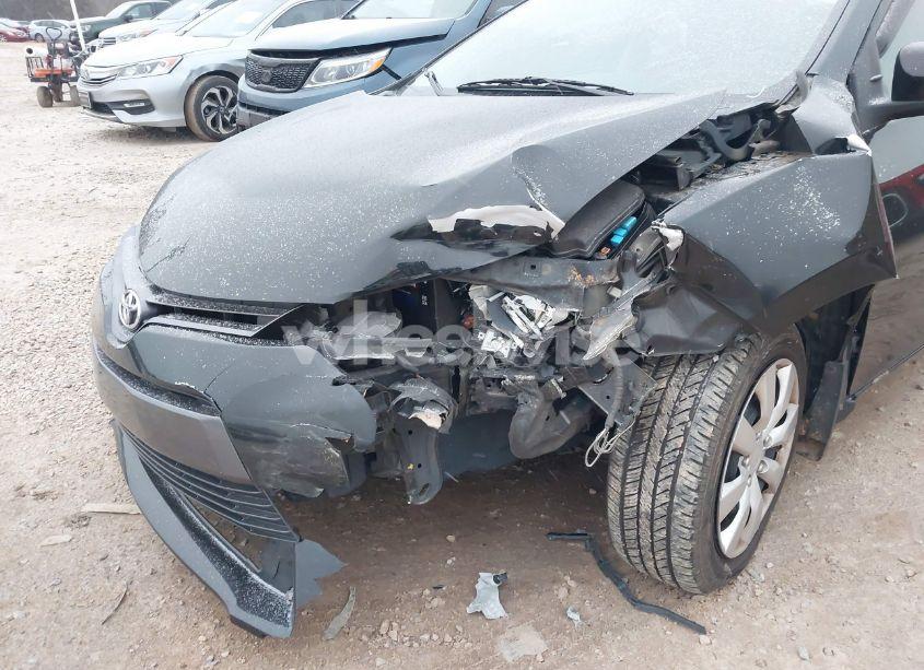 Photo 6 of 2016 Toyota Corolla LE (VIN 2T1BURHE1GC738150)