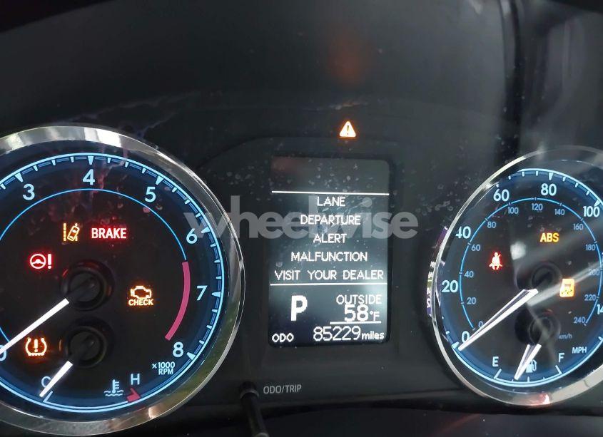 Photo 7 of 2017 Toyota Corolla L/LE/XLE/SE/XSE (VIN 2T1BURHE1HC747111)