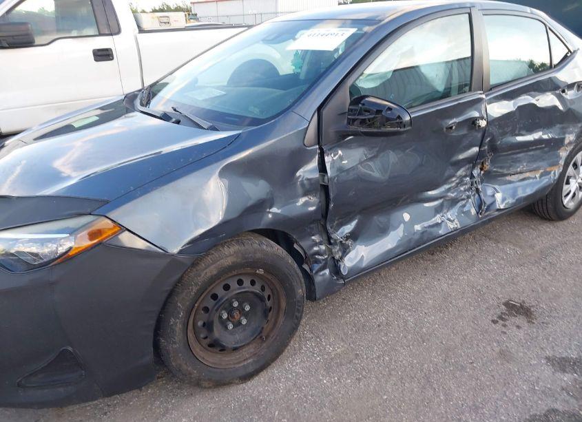 Photo 6 of 2017 Toyota Corolla L (VIN 2T1BURHE1HC750607)