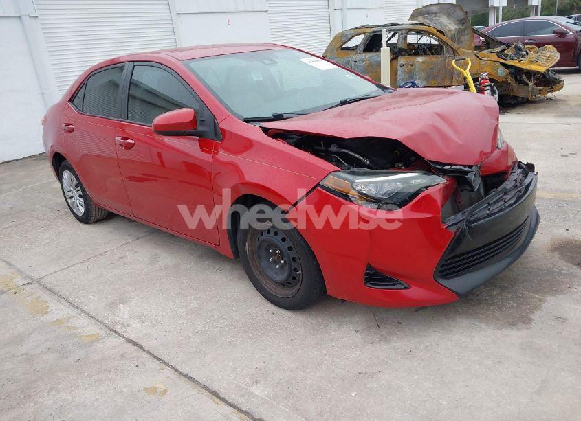 2017 Toyota Corolla LE (VIN 2T1BURHE1HC759579) main photo