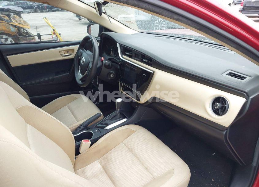 Photo 5 of 2017 Toyota Corolla LE (VIN 2T1BURHE1HC759579)