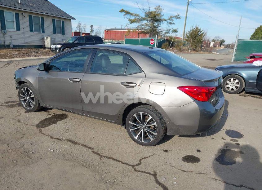 Photo 3 of 2017 Toyota Corolla XSE (VIN 2T1BURHE1HC772140)