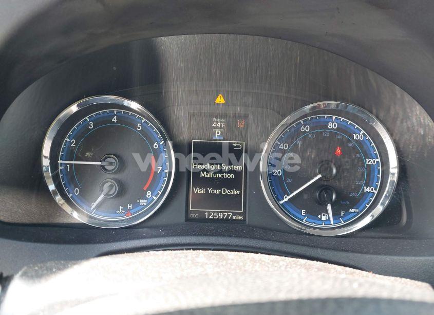 Photo 7 of 2017 Toyota Corolla XSE (VIN 2T1BURHE1HC772140)