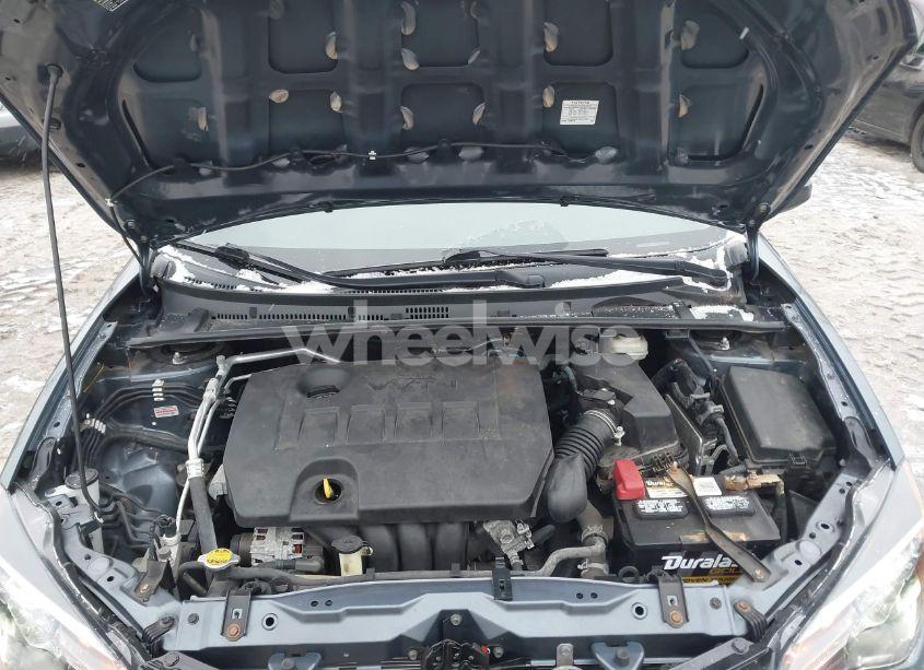 Photo 10 of 2017 Toyota Corolla LE (VIN 2T1BURHE1HC772879)