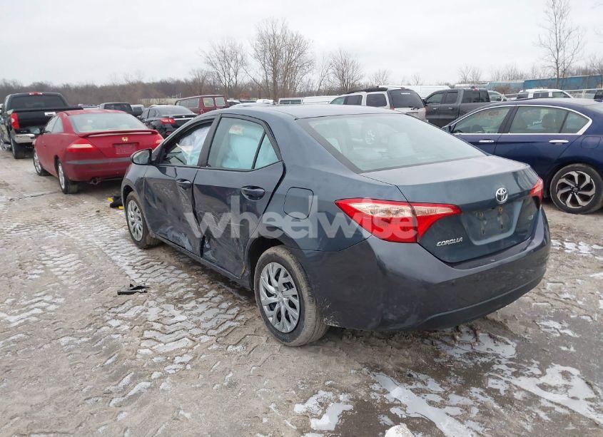 Photo 3 of 2017 Toyota Corolla LE (VIN 2T1BURHE1HC772879)