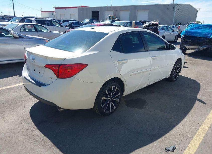 Photo 4 of 2017 Toyota Corolla SE (VIN 2T1BURHE1HC777189)