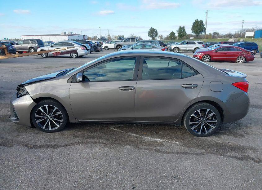 Photo 15 of 2017 Toyota Corolla SE (VIN 2T1BURHE1HC779962)