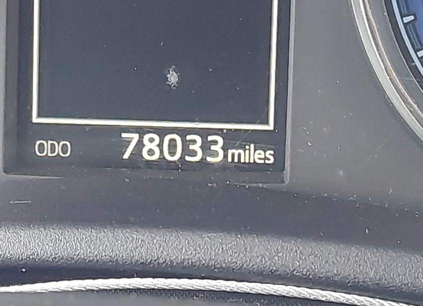 Photo 16 of 2017 Toyota Corolla SE (VIN 2T1BURHE1HC779962)