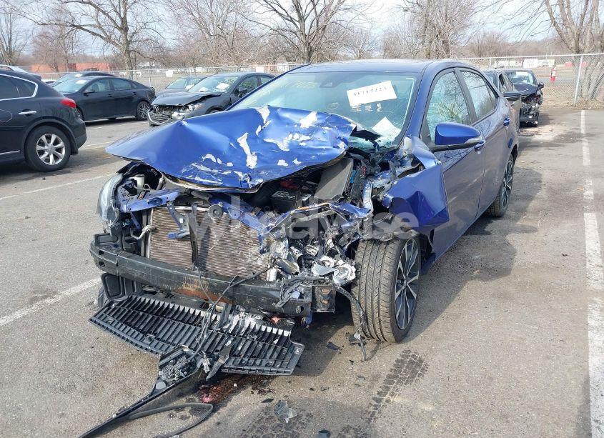 Photo 2 of 2017 Toyota Corolla SE (VIN 2T1BURHE1HC779976)