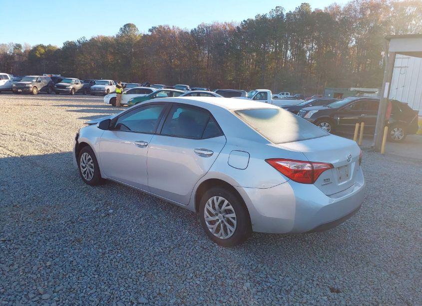 Photo 3 of 2017 Toyota Corolla LE (VIN 2T1BURHE1HC790234)