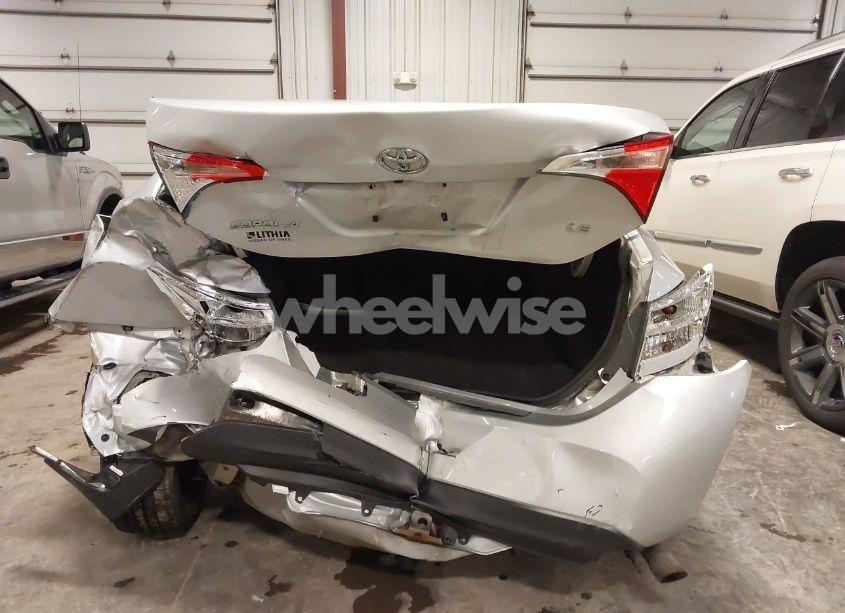 Photo 16 of 2017 Toyota Corolla LE (VIN 2T1BURHE1HC812619)