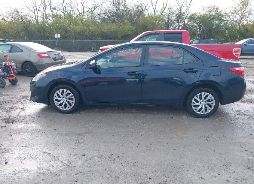 Photo 14 of 2017 Toyota Corolla LE (VIN 2T1BURHE1HC825418)