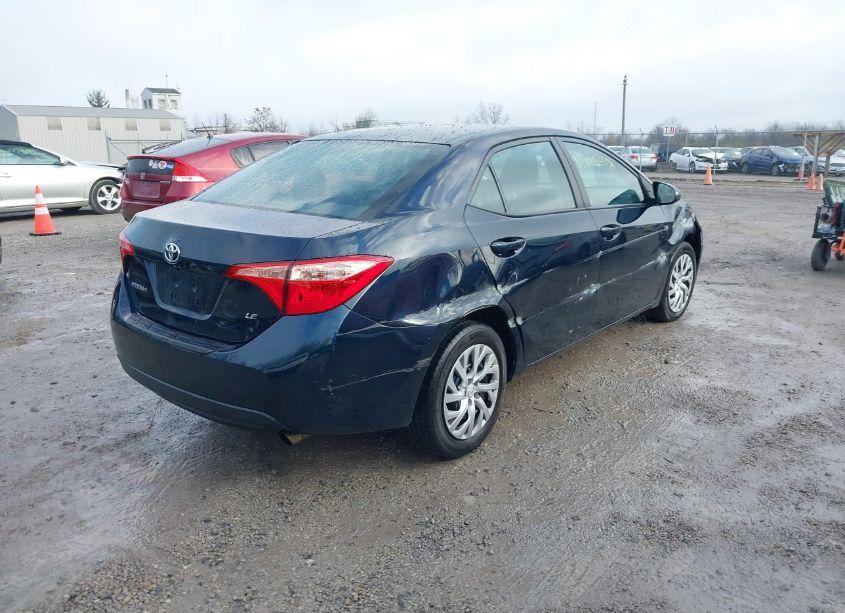 Photo 4 of 2017 Toyota Corolla LE (VIN 2T1BURHE1HC825418)