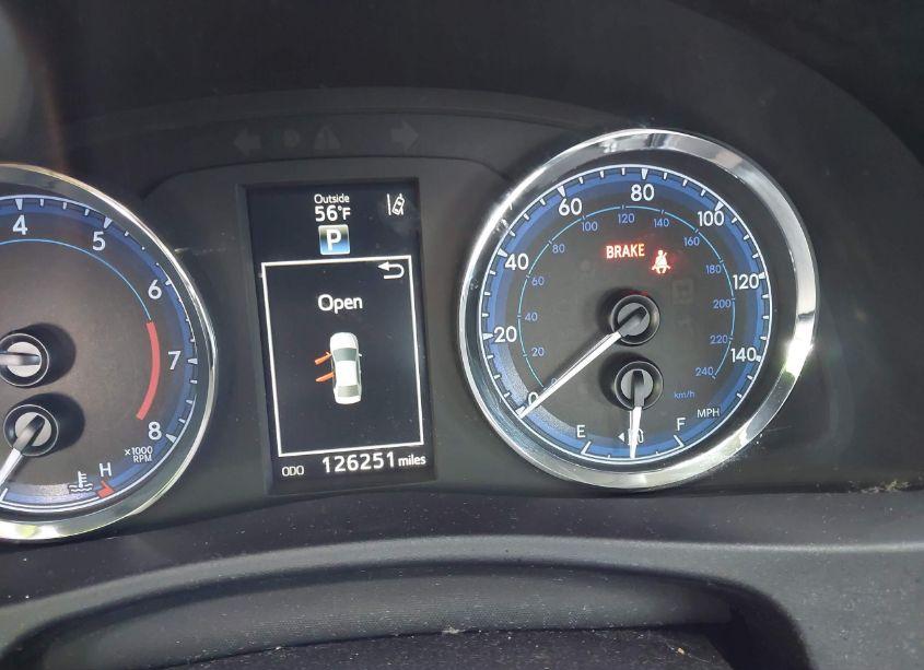 Photo 7 of 2017 Toyota Corolla SE (VIN 2T1BURHE1HC842736)