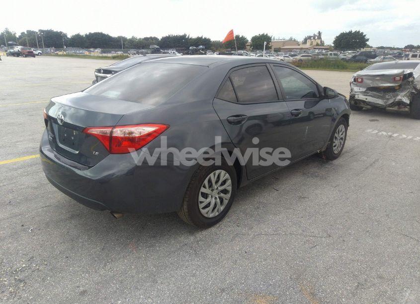 Photo 4 of 2017 Toyota Corolla LE (VIN 2T1BURHE1HC844888)