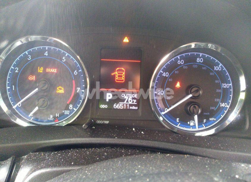 Photo 7 of 2017 Toyota Corolla LE (VIN 2T1BURHE1HC844888)