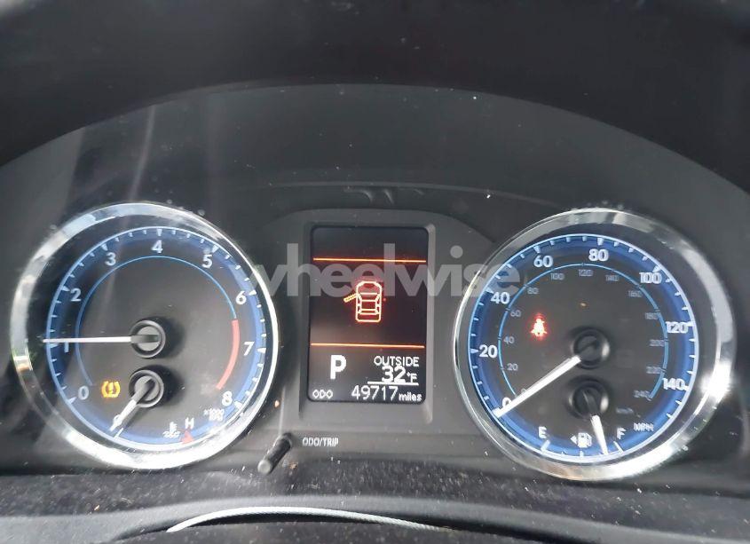 Photo 7 of 2017 Toyota Corolla L/LE/XLE/SE/XSE (VIN 2T1BURHE1HC846611)