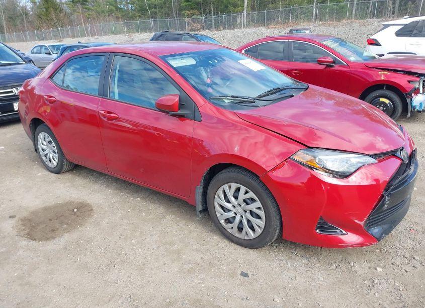 2017 Toyota Corolla LE (VIN 2T1BURHE1HC863103) main photo