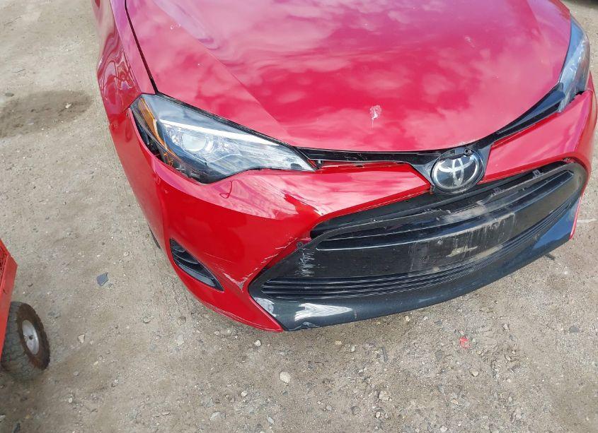 Photo 6 of 2017 Toyota Corolla LE (VIN 2T1BURHE1HC863103)