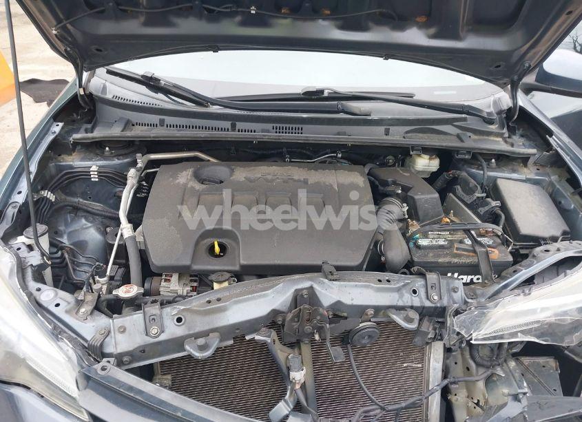 Photo 10 of 2017 Toyota Corolla LE (VIN 2T1BURHE1HC871797)