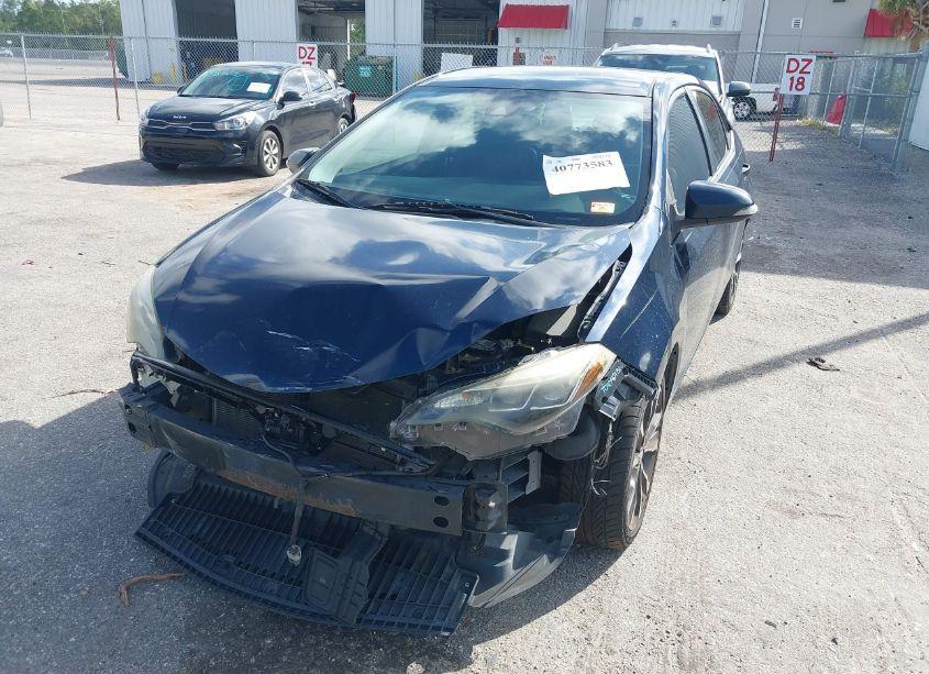 Photo 6 of 2017 Toyota Corolla SE (VIN 2T1BURHE1HC886624)