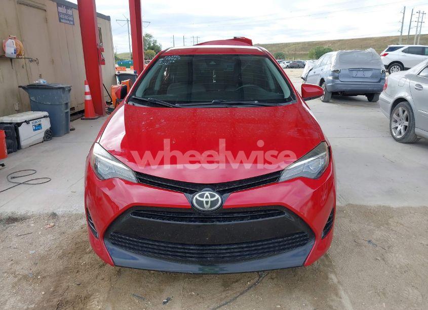 Photo 12 of 2017 Toyota Corolla LE (VIN 2T1BURHE1HC889555)