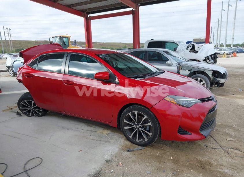 Photo 13 of 2017 Toyota Corolla LE (VIN 2T1BURHE1HC889555)
