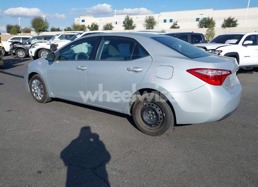 Photo 3 of 2017 Toyota Corolla LE (VIN 2T1BURHE1HC898515)