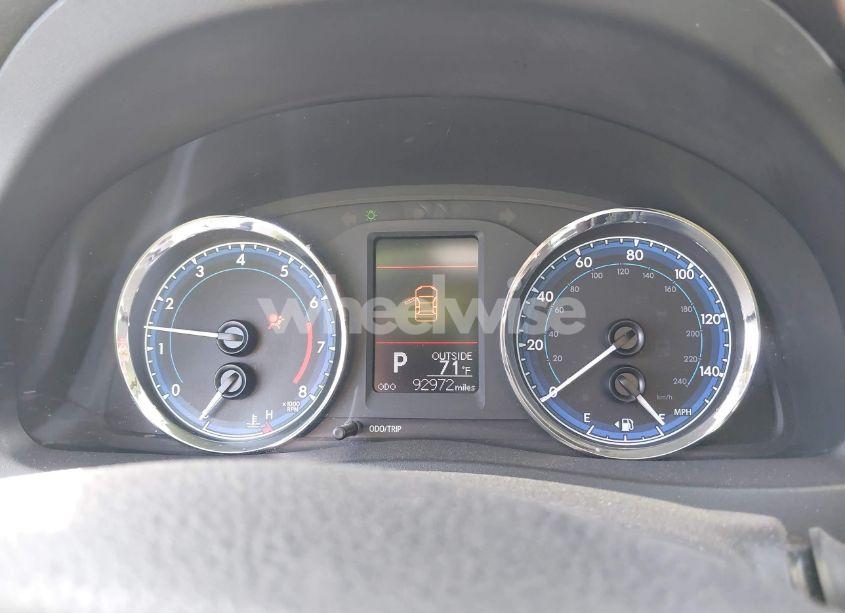 Photo 7 of 2017 Toyota Corolla LE (VIN 2T1BURHE1HC898515)