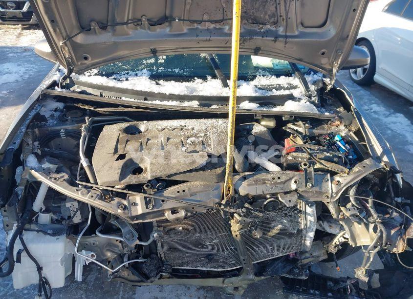 Photo 10 of 2017 Toyota Corolla LE (VIN 2T1BURHE1HC918875)