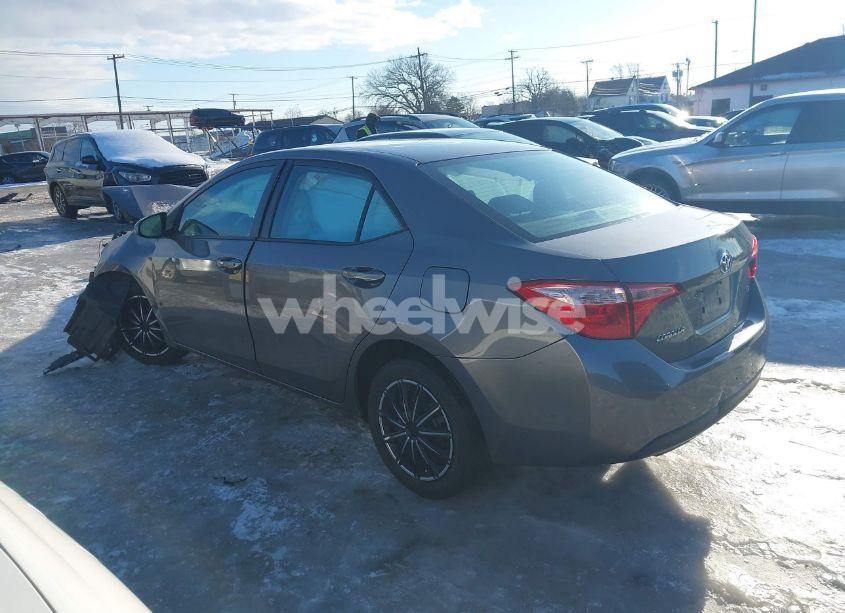 Photo 3 of 2017 Toyota Corolla LE (VIN 2T1BURHE1HC918875)