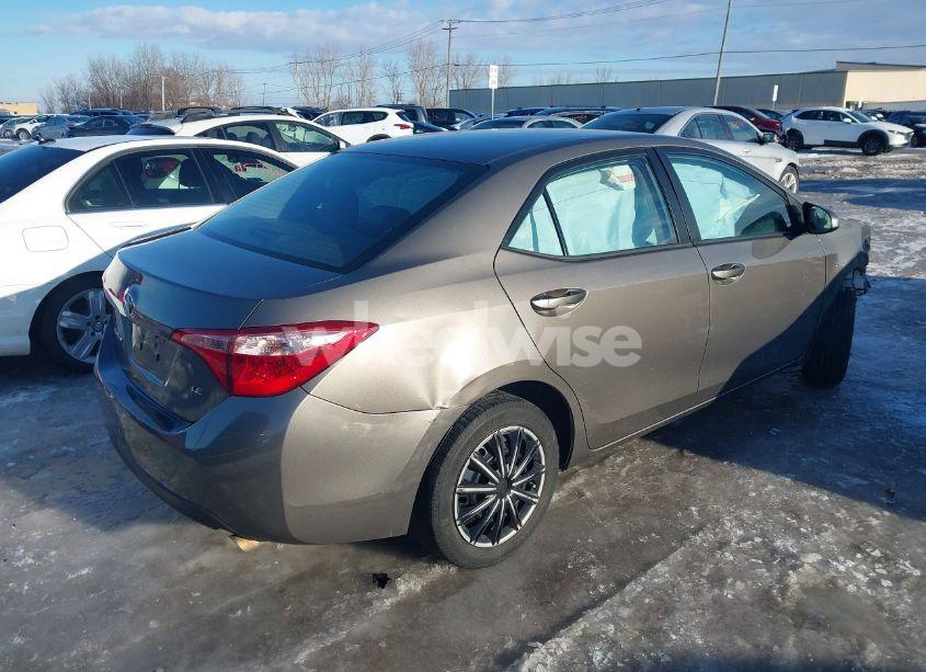 Photo 4 of 2017 Toyota Corolla LE (VIN 2T1BURHE1HC918875)