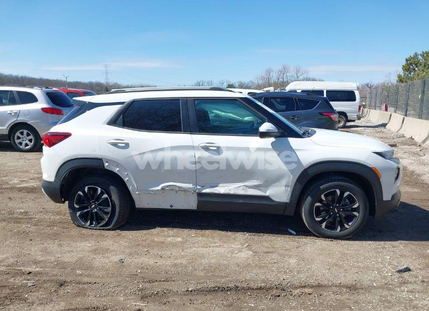 Photo 13 of 2021 Chevrolet Trailblazer AWD LT (VIN 2T1BURHE1JC******)