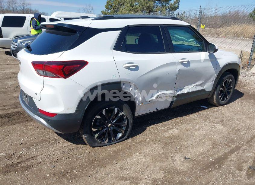 Photo 4 of 2021 Chevrolet Trailblazer AWD LT (VIN 2T1BURHE1JC******)