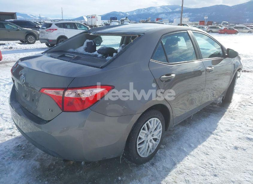 Photo 4 of 2018 Toyota Corolla LE (VIN 2T1BURHE1JC009489)