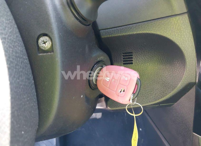 Photo 11 of 2018 Toyota Corolla LE (VIN 2T1BURHE1JC011808)