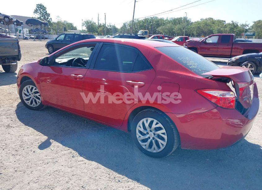 Photo 3 of 2018 Toyota Corolla LE (VIN 2T1BURHE1JC011808)