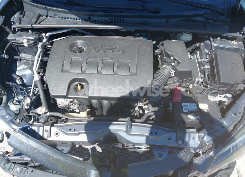 Photo 10 of 2018 Toyota Corolla LE (VIN 2T1BURHE1JC015700)