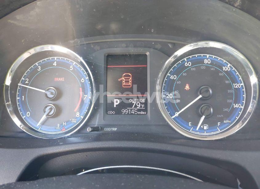 Photo 7 of 2018 Toyota Corolla LE (VIN 2T1BURHE1JC015700)